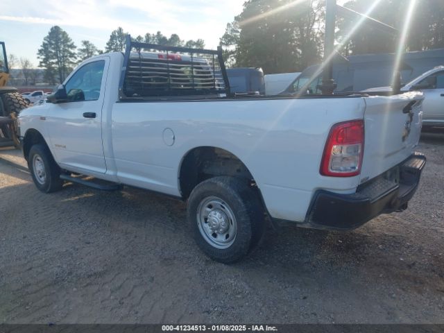 3C6MR5AJ6NG251045 RAM 2500 Tradesman  4x4 8' Box