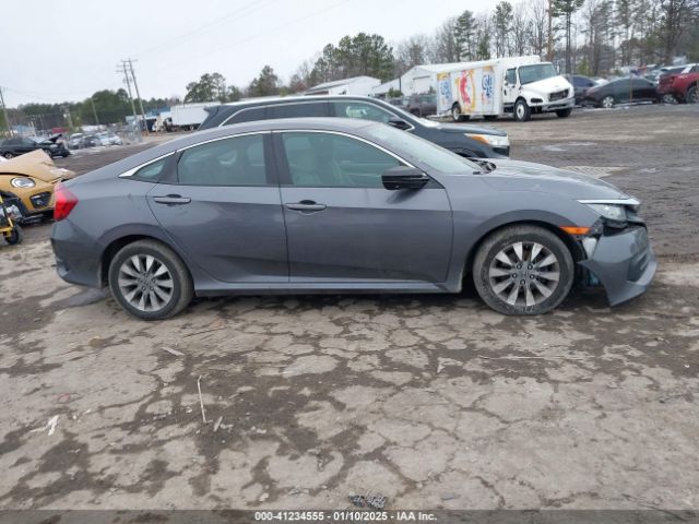 19XFC2F5XJE203969 Honda Civic Lx