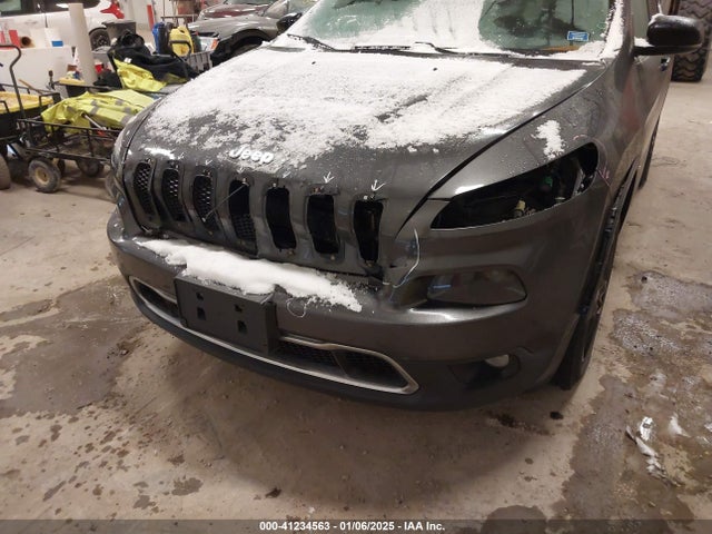 1C4PJMDSXEW317089 Jeep Cherokee Limited