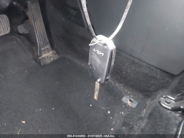 KNDPUCAG0P7103999 KIA Sportage Hybrid Lx