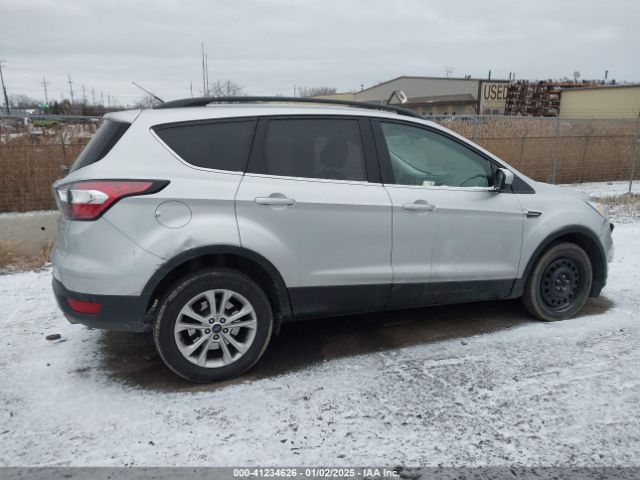 1FMCU0G91HUD57726 Ford ESCAPE SE
