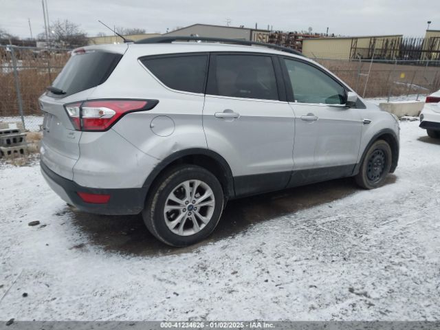 1FMCU0G91HUD57726 Ford ESCAPE SE
