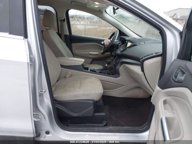 1FMCU0G91HUD57726 Ford ESCAPE SE