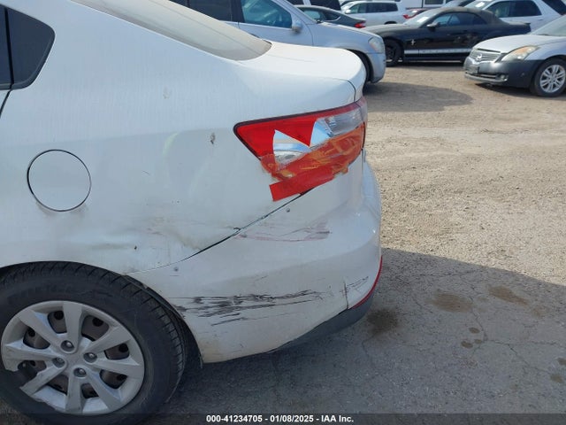 KIA RIO LX 2016 KNADM4A37G6663060 Image 12