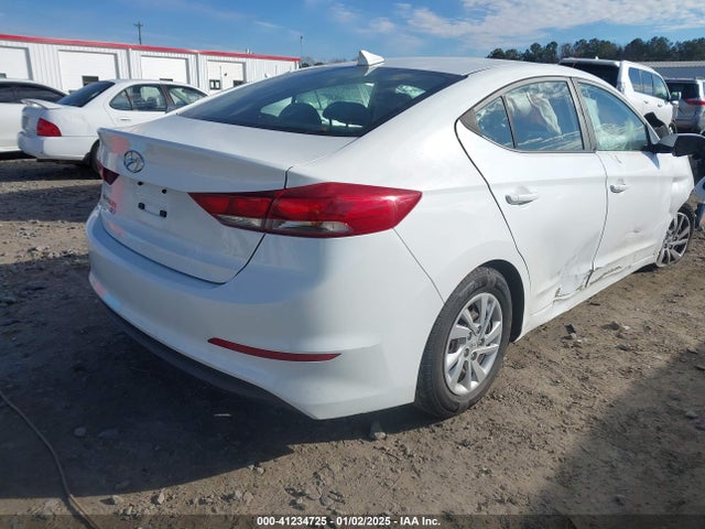 Hyundai ELANTRA SE 2017 5NPD74LF0HH084713 Image 4