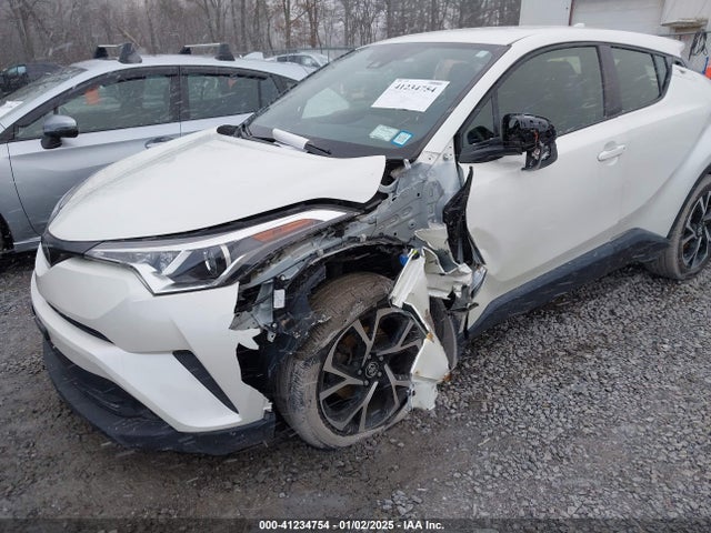Toyota C-HR XLE 2018 JTNKHMBX8J1006171 Image 6