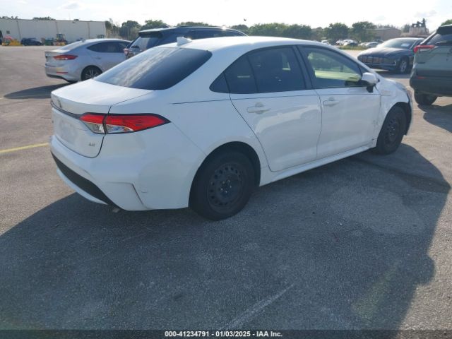 JTDEPMAE1MJ124247 Toyota COROLLA LE