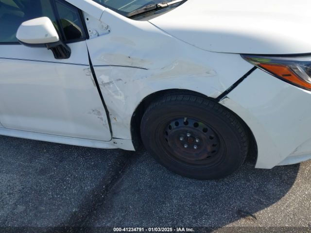 JTDEPMAE1MJ124247 Toyota COROLLA LE