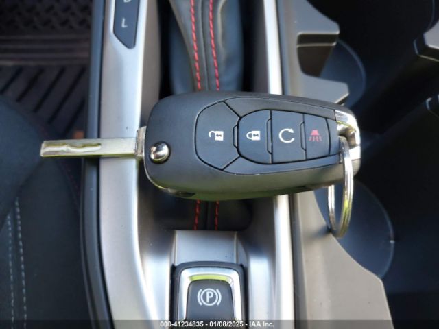 KL77LGE26RC208658 Chevrolet Trax Fwd 1rs