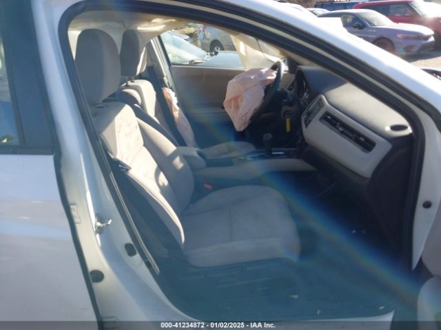 2017 HONDA HR-V 3CZRU6H36HM723965 Photo 4