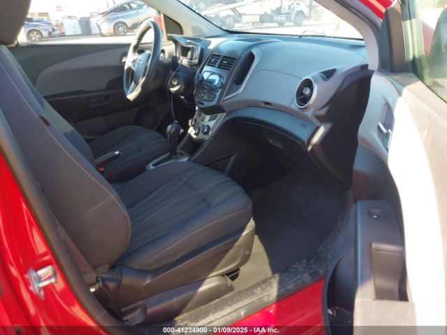 1G1JC6SG0F4209936 Chevrolet Sonic Lt Auto