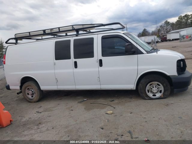 1GCWGBFG4H1348685 Chevrolet Express 2500 Work Van