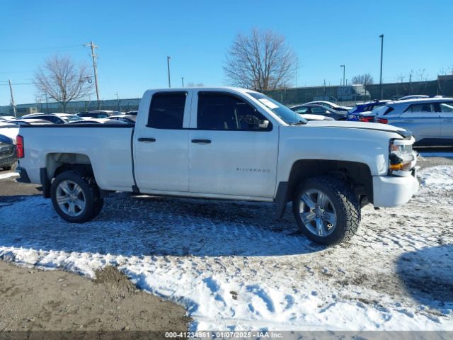 1GCVKPEC4JZ288551 Chevrolet Silverado 1500 Custom