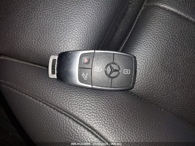 W1N4N4HB9MJ239734 Mercedes-Benz Gla 250 4matic