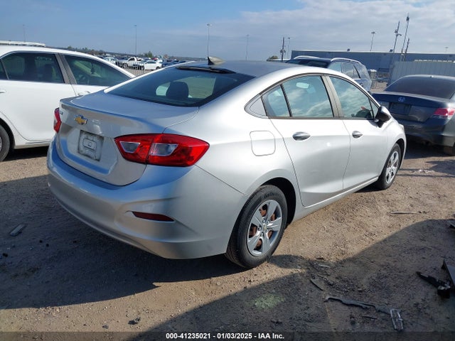 Chevrolet Cruze Ls Auto 2017 3G1BC5SM8HS557345 Image 4