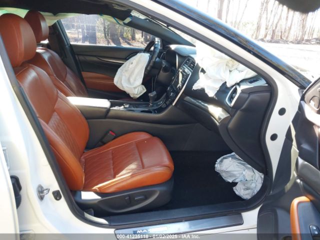 1N4AA6AVXKC364562 Nissan Maxima 3.5 Platinum