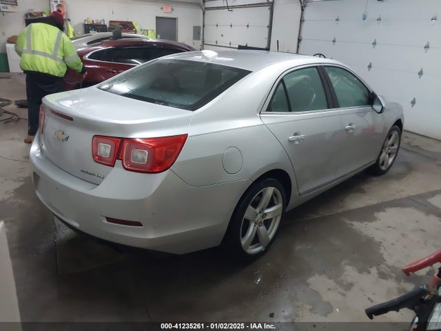 Chevrolet Malibu 2lz 2015 1G11G5SXXFF308010 Image 4