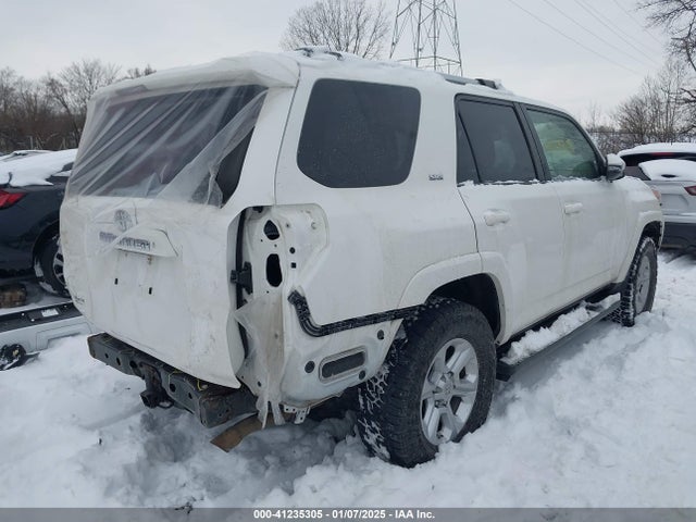 Toyota 4runner Sr5 Premium 2019 JTEBU5JRXK5680109 Image 4