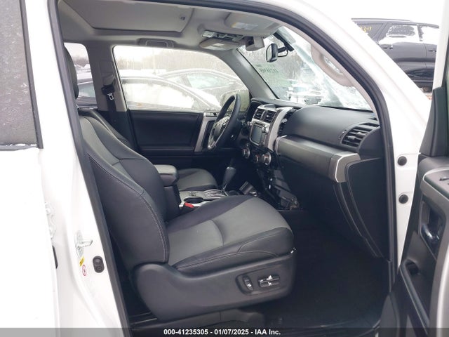 Toyota 4runner Sr5 Premium 2019 JTEBU5JRXK5680109 Image 5