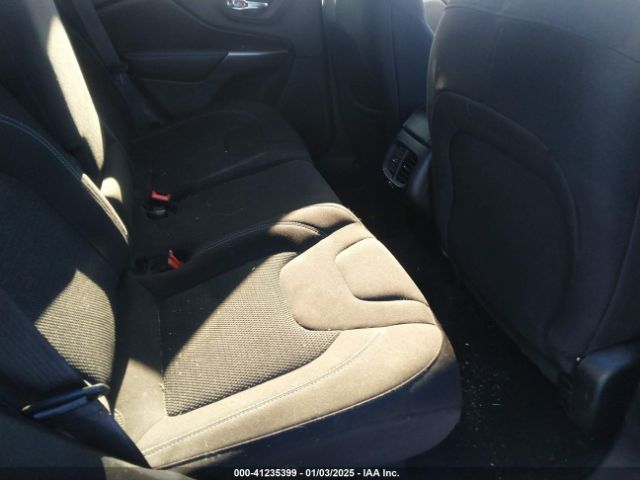 1C4PJMCB8LD560412 Jeep Cherokee Latitude 4x4