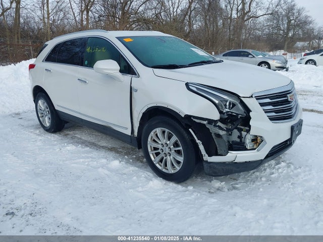 2017 CADILLAC XT5 1GYKNARS0HZ160756 Photo 0