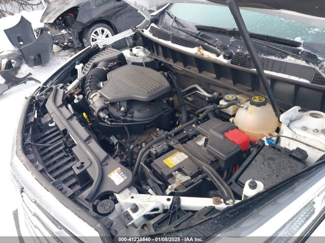 2017 CADILLAC XT5 1GYKNARS0HZ160756 Photo 9