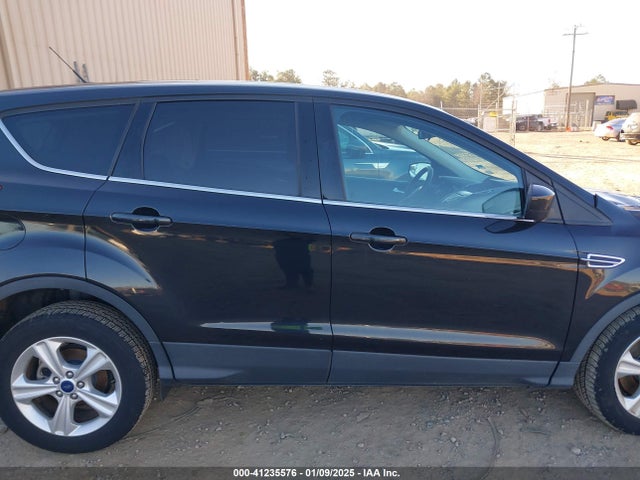 1FMCU0G92FUA80498 Ford ESCAPE SE