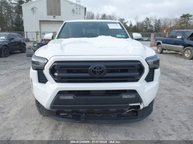 3TYLB5JN4RT031054 Toyota Tacoma Sr5