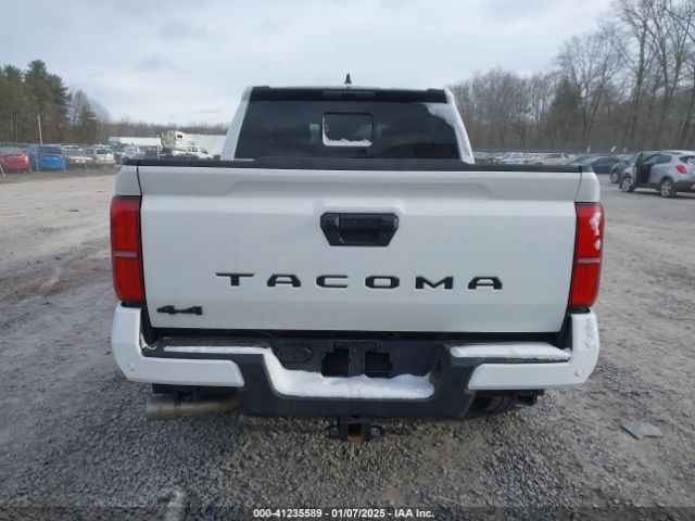 3TYLB5JN4RT031054 Toyota Tacoma Sr5