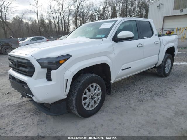 3TYLB5JN4RT031054 Toyota Tacoma Sr5