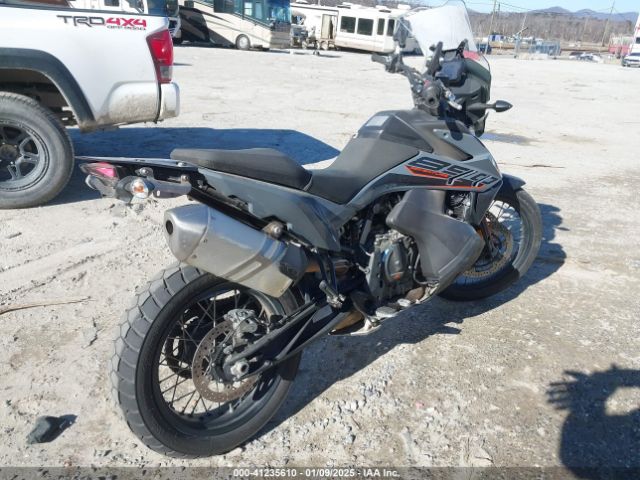 2021 KTM 890 VBKTS6402MM806553 Photo 3