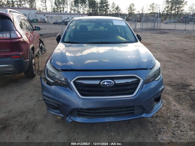 4S3BNAA63J3046506 Subaru Legacy 2.5i