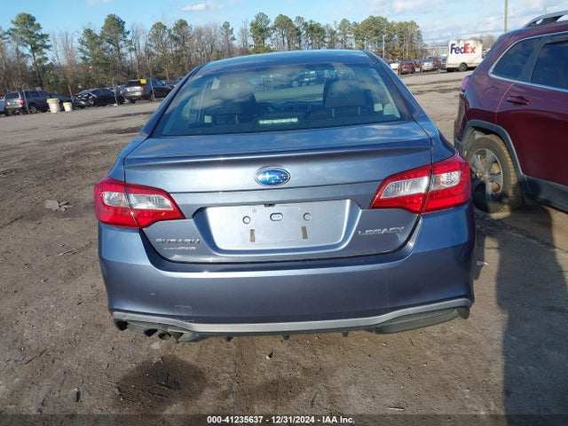 4S3BNAA63J3046506 Subaru Legacy 2.5i