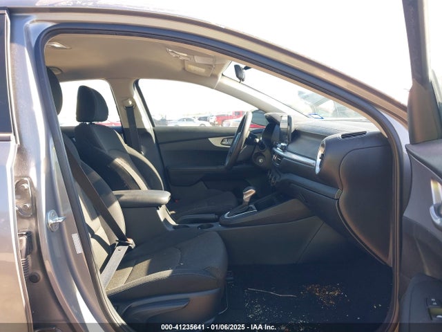 KIA Forte Lxs 2022 3KPF24ADXNE464389 Image 5