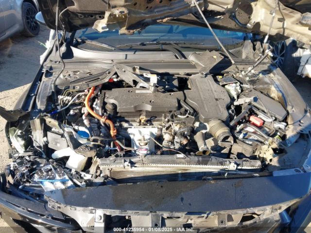 1HGCV3F91LA008470 Honda Accord Hybrid Touring