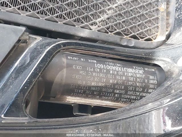2011 KAWASAKI VN1700 JKBVNRJ1XBA001601 Photo 9