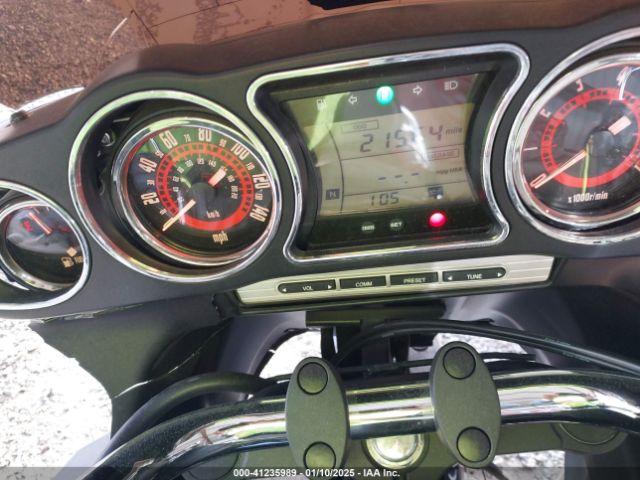 2011 KAWASAKI VN1700 JKBVNRJ1XBA001601 Photo 6