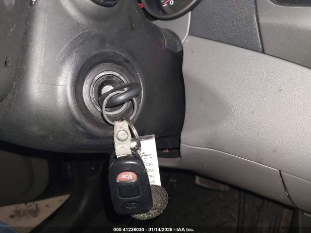 KMHDH4AE4FU297864 Hyundai ELANTRA SE