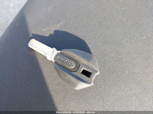 2023 DUCATI PANIGALE ZDMHAATWXPB012374 Photo 10