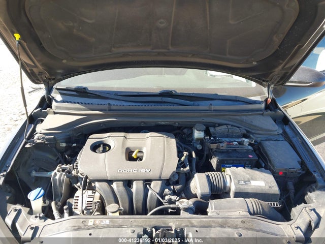 5NPD84LF3HH159031 Hyundai ELANTRA SE