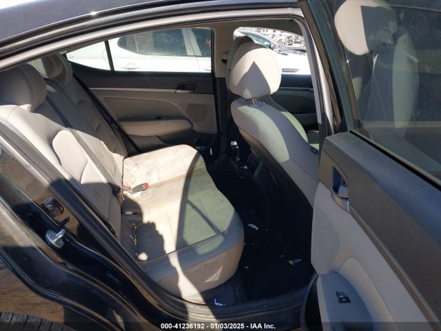 5NPD84LF3HH159031 Hyundai ELANTRA SE