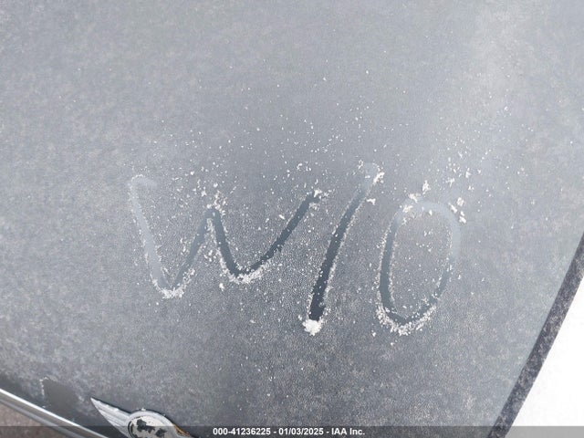 2010 MINI COOPER WMWMF3C52ATU78782 Photo 9