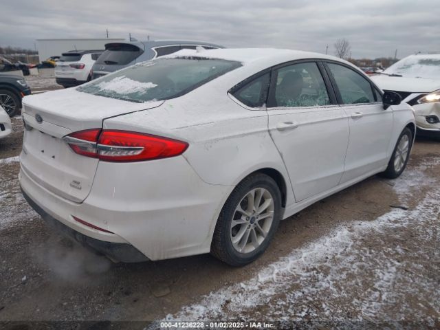3FA6P0HD1LR260446 Ford FUSION SE