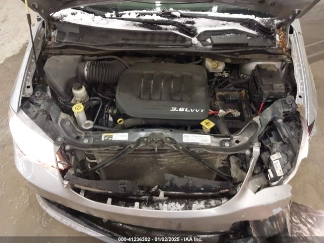 2C4RDGCGXHR603780 Dodge Grand Caravan Sxt