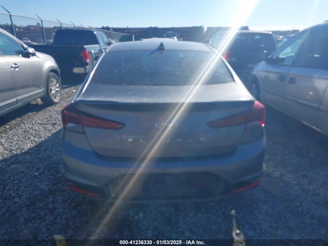 Hyundai ELANTRA SEL 2019 5NPD84LF8KH484569 Image 16