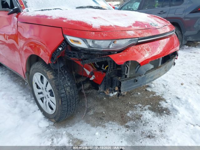 KNDJ23AU7M7738344 KIA SOUL LX