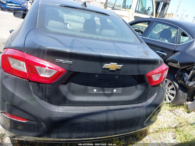 1G1BC5SM9H7196027 Chevrolet Cruze Ls Auto