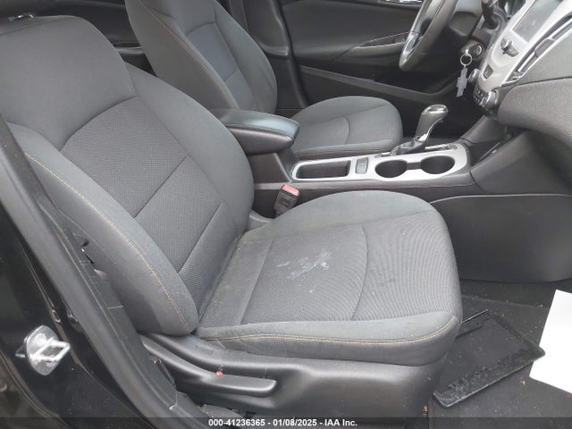 1G1BC5SM9H7196027 Chevrolet Cruze Ls Auto
