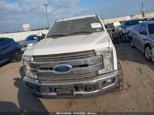1FT7W2A64JEC24615 Ford F-250 Lariat