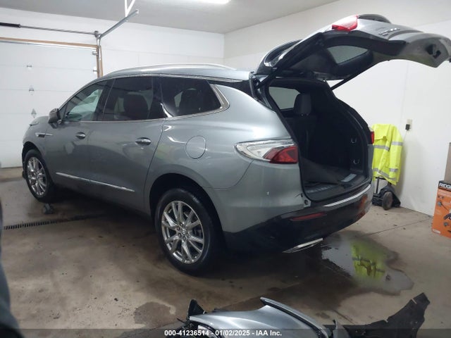 Buick Enclave Essence Awd 2024 5GAEVAKWXRJ120704 Image 3